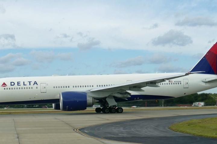 Boeing 777