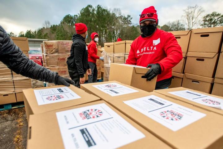 Delta volunteers at the Hosea Helps charity event.