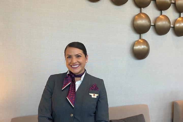 Flight Attendant Kenya Hernandez Diaz