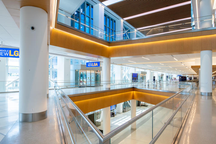 Atrium of Delta's new LGA terminal