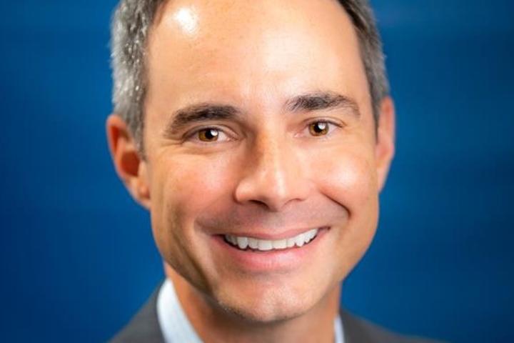 Erik Snell is Senior Vice President – Airport Customer Service (ACS), Cargo Operations, Ground Support Equipment (GSE) and Global Clean.