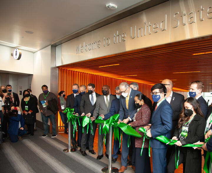 Delta unveils state-of-the-art International Arrivals Facility at SEA-TAC