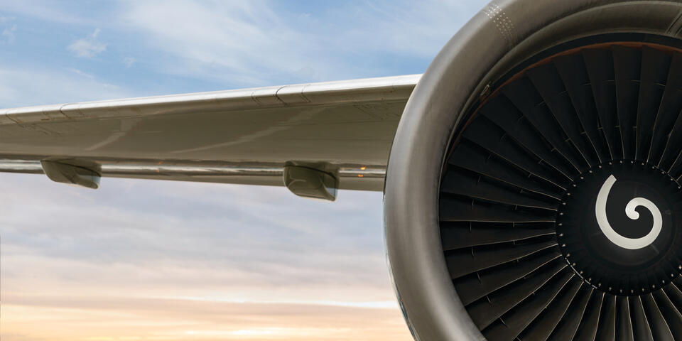 Boeing 767 Engine and Wing