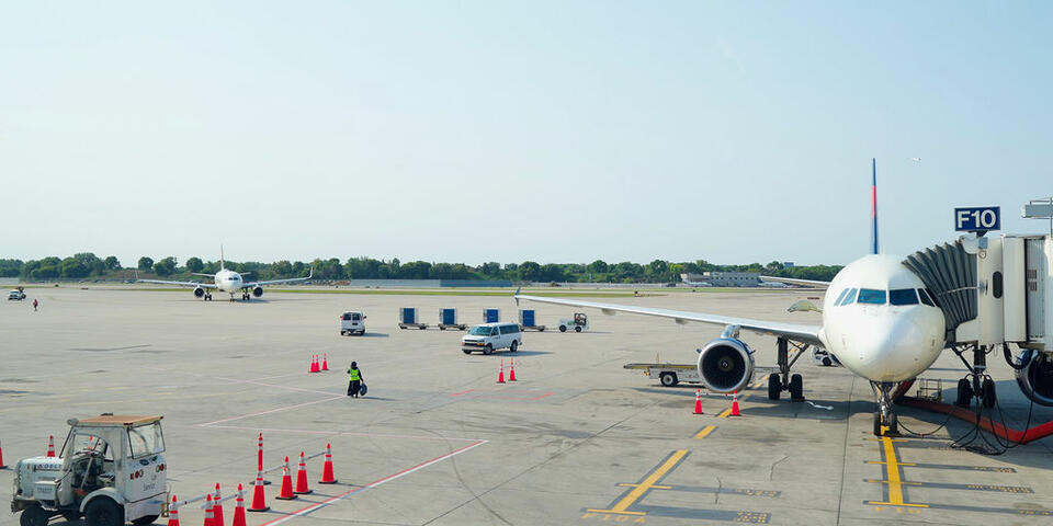 Minnesota will soon be home to a sustainable aviation fuel (SAF) blending facility – only the third in the United States – that will provide SAF supply via existing pipeline to the Minneapolis-St. Paul International Airport (MSP) – Delta’s second-largest hub where it uses 250 million gallons of fuel annually.  
