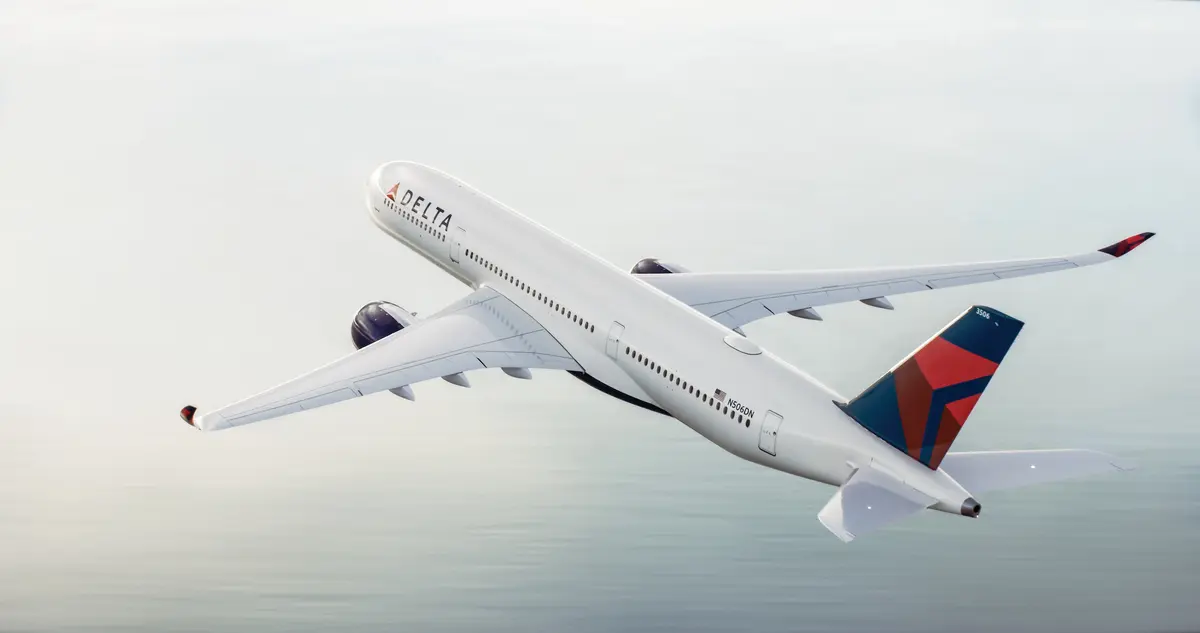 Airbus 350-900 in flight