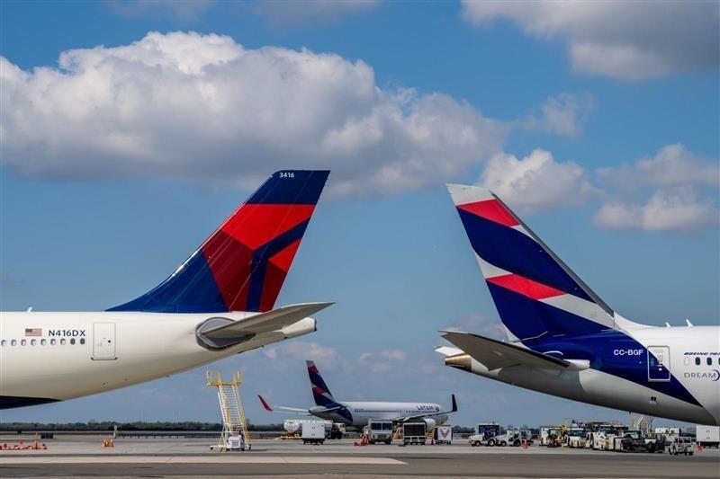 Delta and LATAM aircraft tails